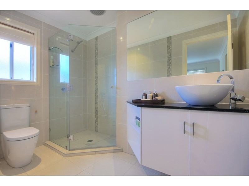 1068 Killymoon Drive, Hope Island QLD 4212