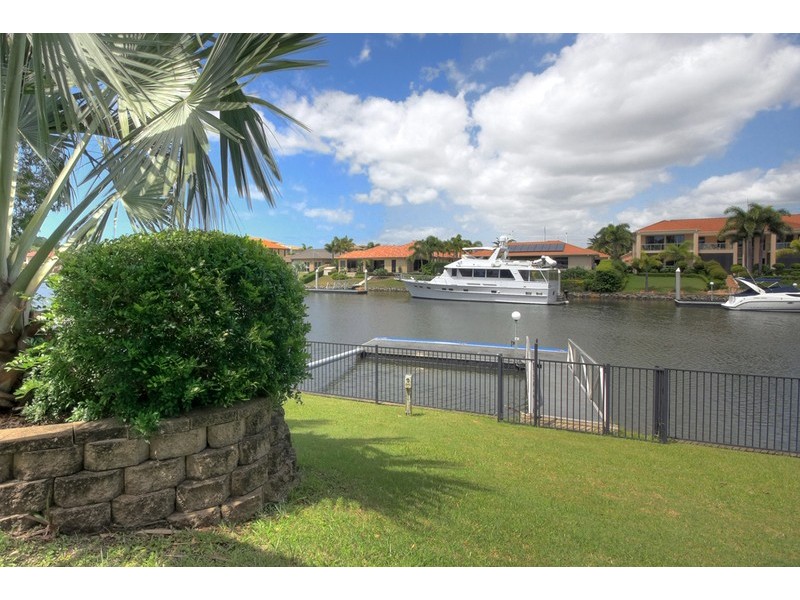 1068 Killymoon Drive, Hope Island QLD 4212