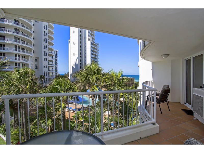 15/7-11  Elkhorn  Avenue, Surfers Paradise QLD 4217