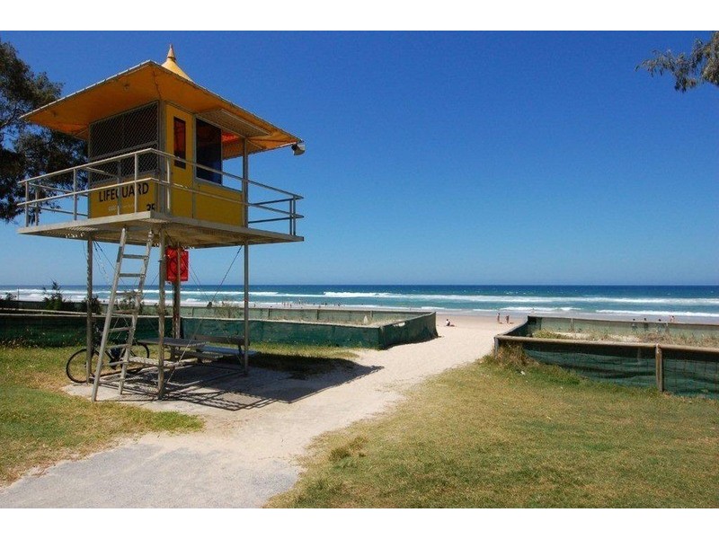 15/7-11  Elkhorn  Avenue, Surfers Paradise QLD 4217