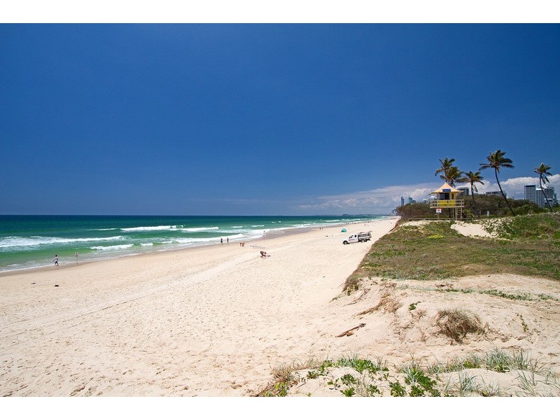 Main Beach QLD 4217