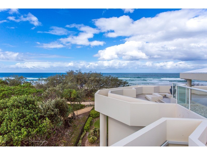 Main Beach QLD 4217