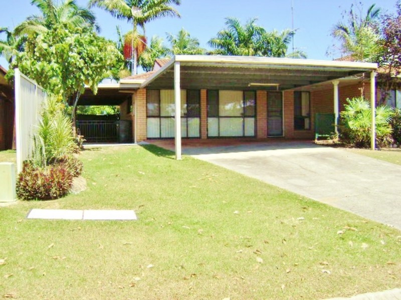 13 Hokitika Street, Broadbeach Waters QLD 4218