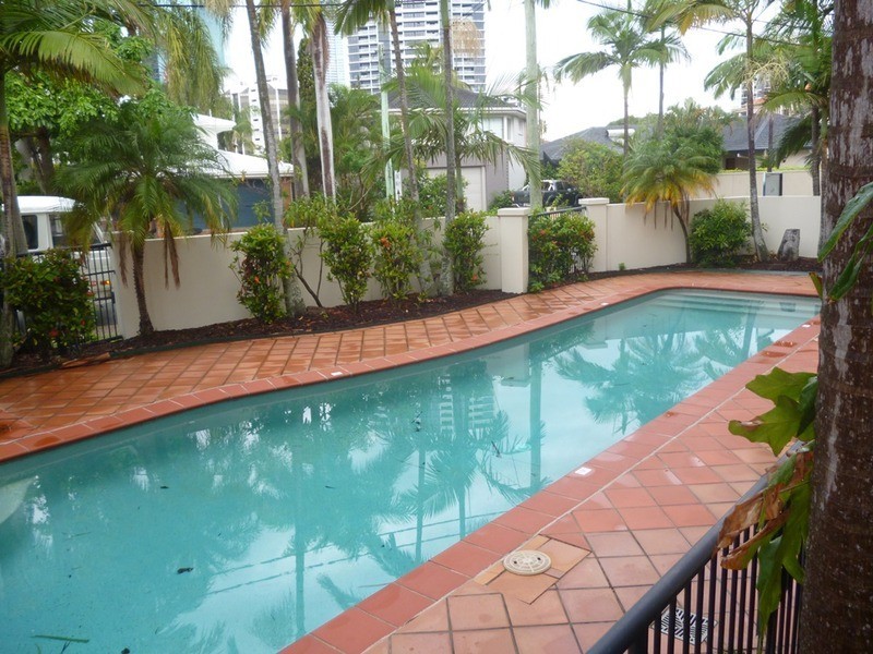 12 Tarcoola Crescent, Surfers Paradise QLD 4217