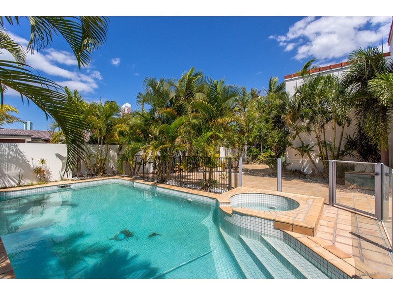 30 Norseman  Court, Surfers Paradise QLD 4217