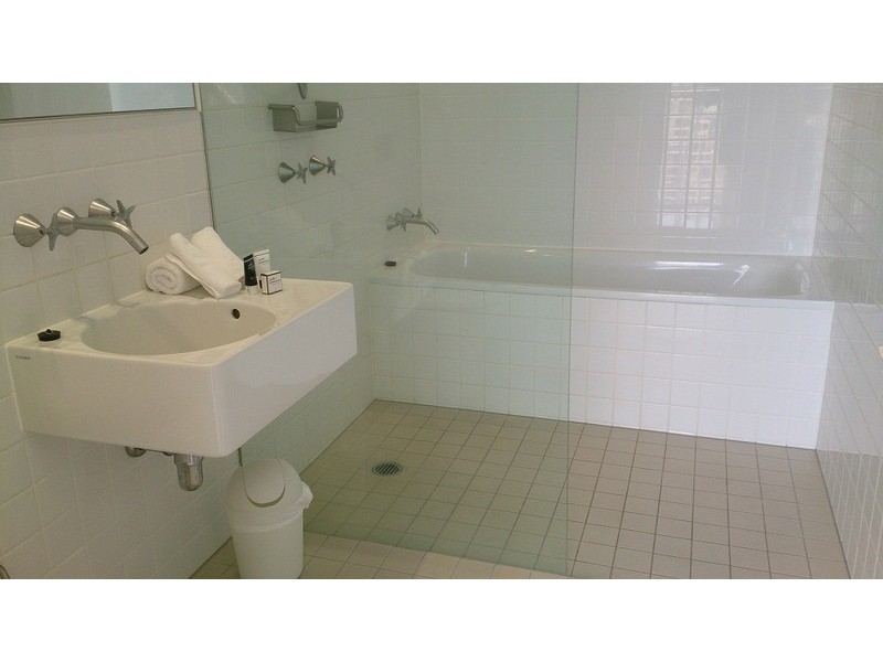 157 Old Burleigh Road, Broadbeach QLD 4218