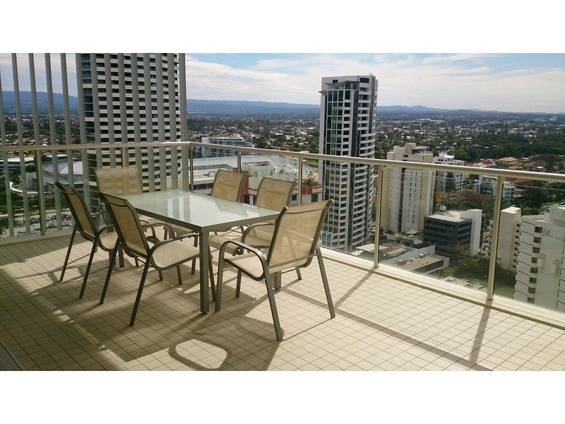 157 Old Burleigh Road, Broadbeach QLD 4218