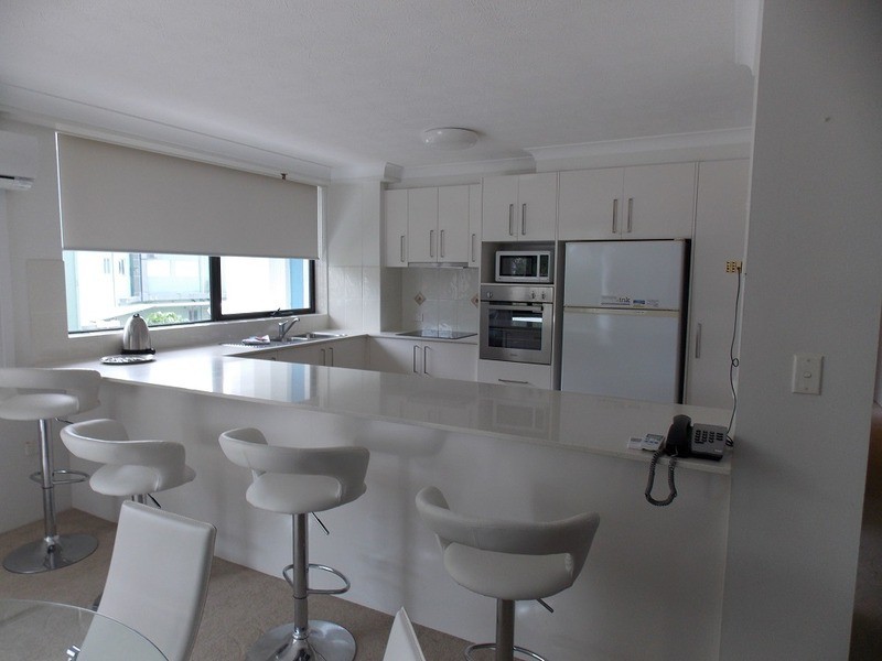 30 Laycock Street, Surfers Paradise QLD 4217