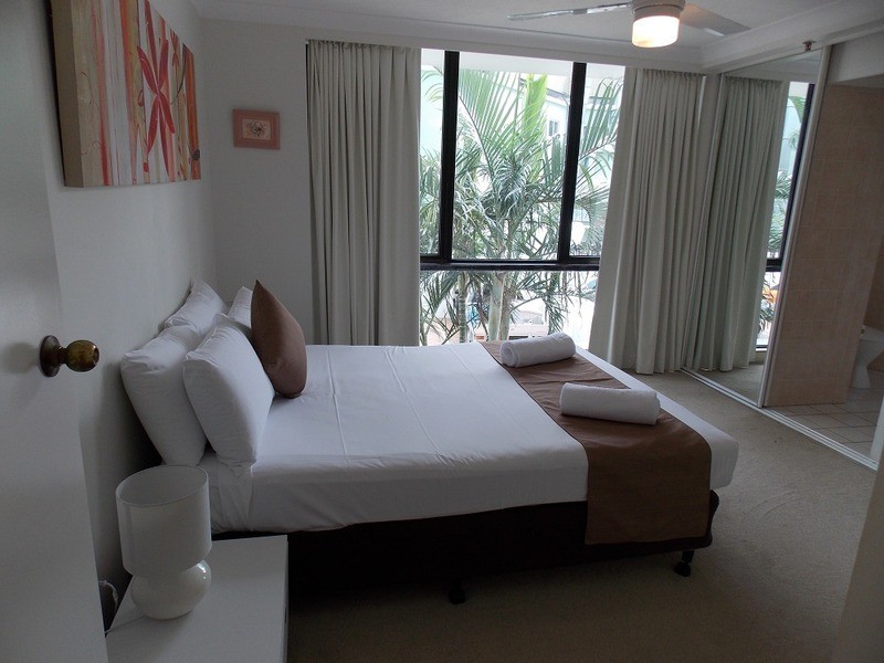 30 Laycock Street, Surfers Paradise QLD 4217