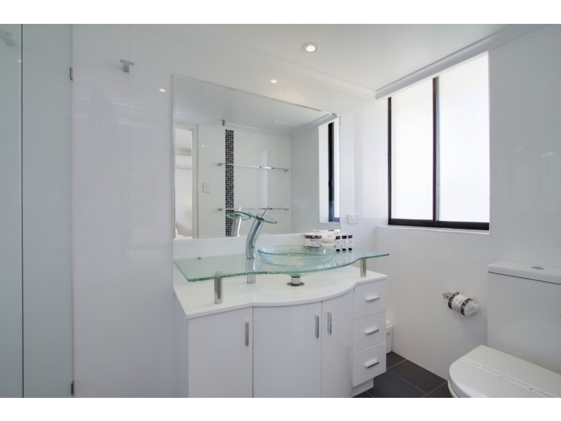 4 Old Burleigh Road, Surfers Paradise QLD 4217
