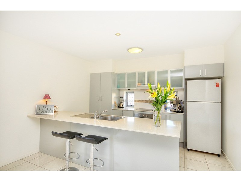 43 Anembo Street, Surfers Paradise QLD 4217