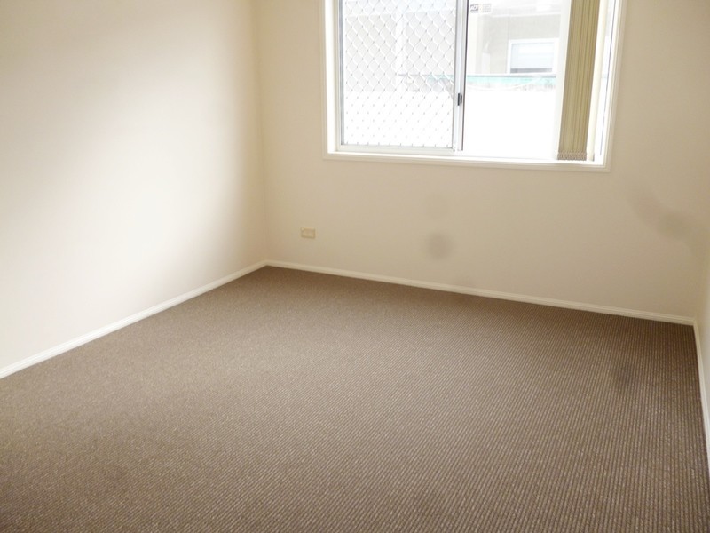 40 Cotlew  Street, Southport QLD 4215