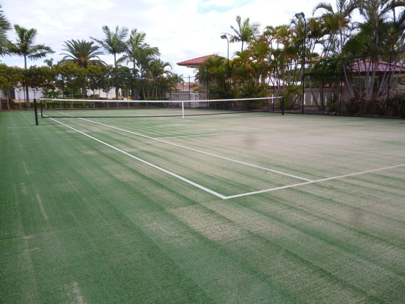 40 Cotlew  Street, Southport QLD 4215