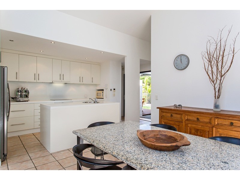 7 The Corso, Isle Of Capri QLD 4217