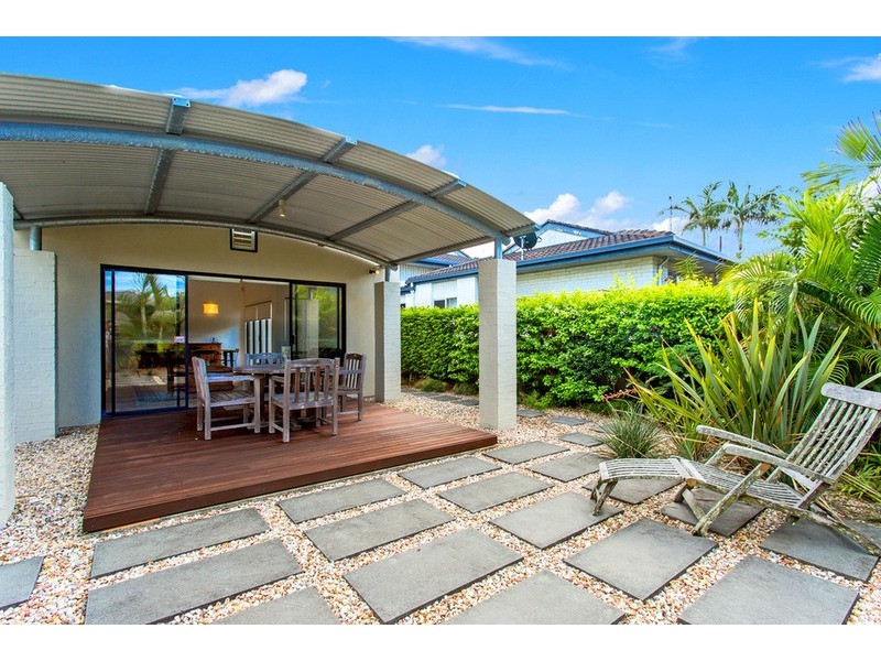 7 The Corso, Isle Of Capri QLD 4217
