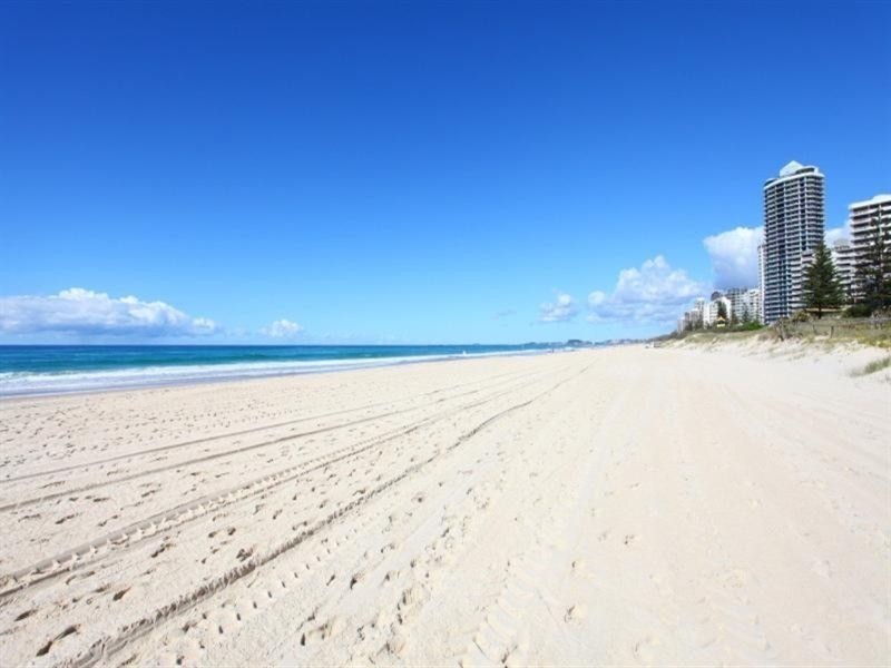 7/12-14 Hamilton  Avenue, Surfers Paradise QLD 4217