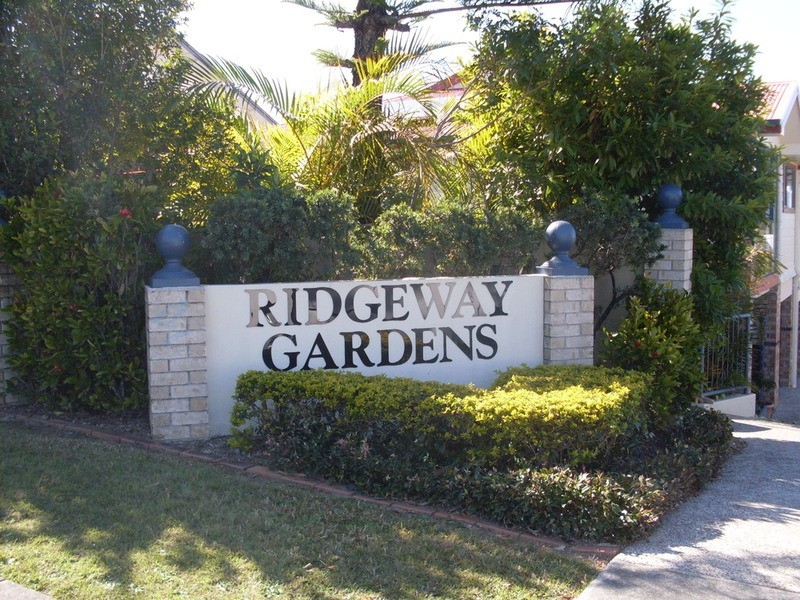 10/118 Ridgeway  Avenue, Southport QLD 4215