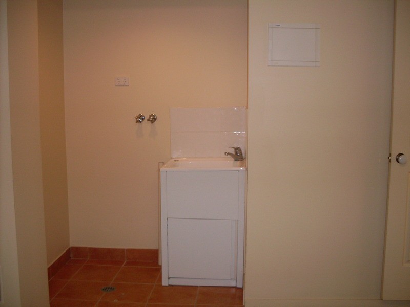 10/118 Ridgeway  Avenue, Southport QLD 4215