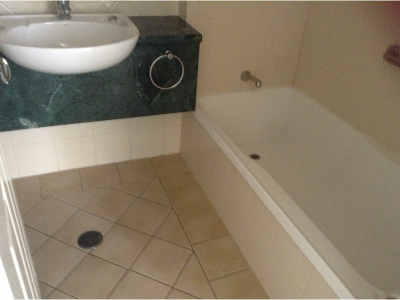 25 Laycock Street, Surfers Paradise QLD 4217