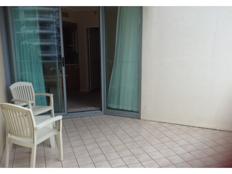 25 Laycock Street, Surfers Paradise QLD 4217