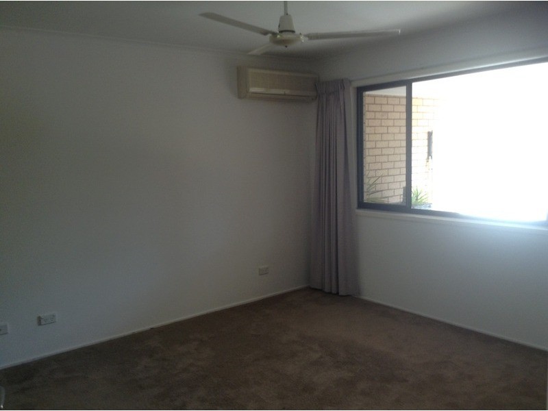 91 Salerno  Street, Isle Of Capri QLD 4217