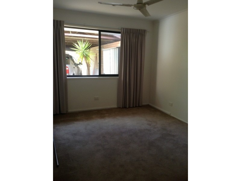 91 Salerno  Street, Isle Of Capri QLD 4217