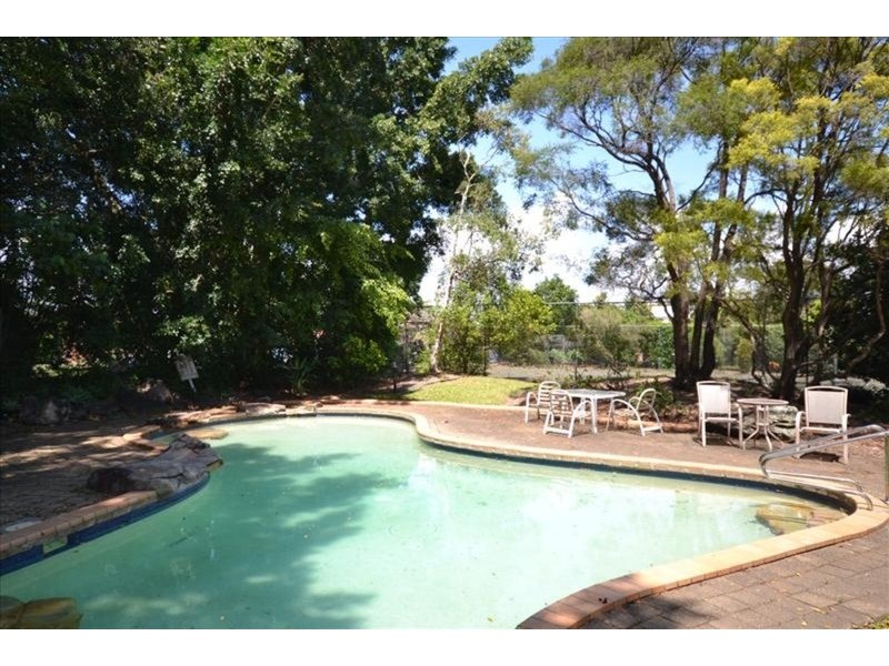 91 Salerno  Street, Isle Of Capri QLD 4217