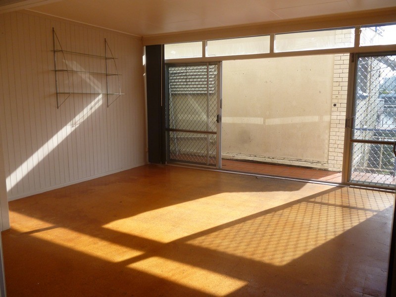 107 Stanhill Drive, Chevron Island QLD 4217