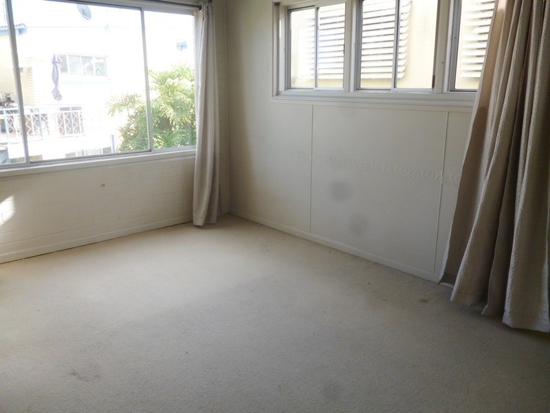 107 Stanhill Drive, Chevron Island QLD 4217