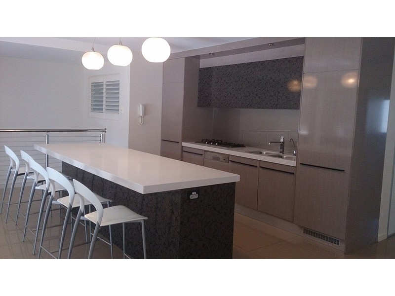 40A Watson Esplanade, Surfers Paradise QLD 4217