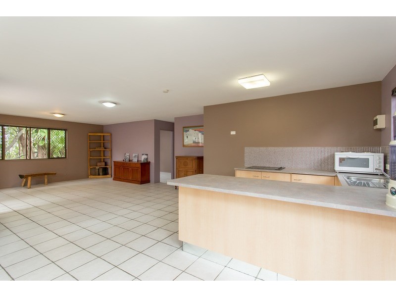 204 Cotlew  Street, Ashmore QLD 4214