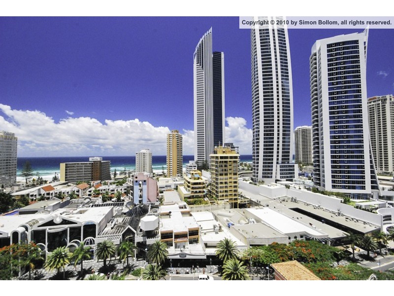 23 Ferny Avenue, Surfers Paradise QLD 4217