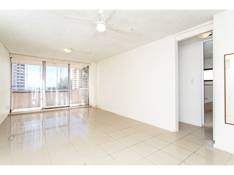36 “Paradise Towers”/3049 Surfers Paradise Boulevard, Surfers Paradise QLD 4217