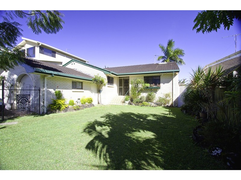 38 Sunset Boulevard, Surfers Paradise QLD 4217