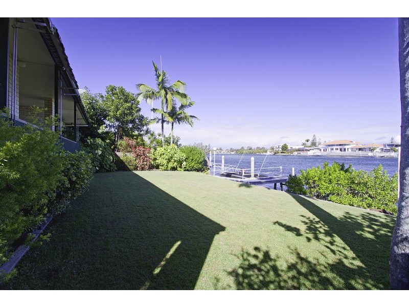 38 Sunset Boulevard, Surfers Paradise QLD 4217