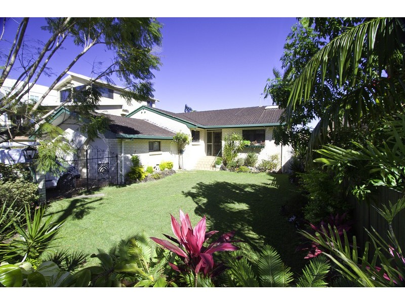 38 Sunset Boulevard, Surfers Paradise QLD 4217