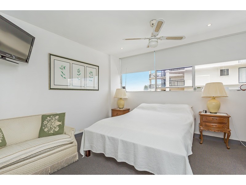 11/11 Paradise Island Drive, Surfers Paradise QLD 4217