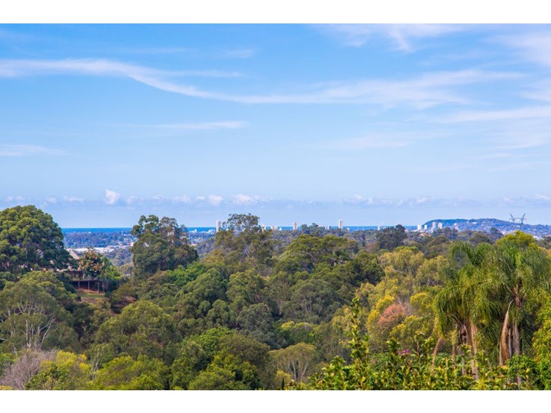 82  Tallai  Road, Tallai QLD 4213