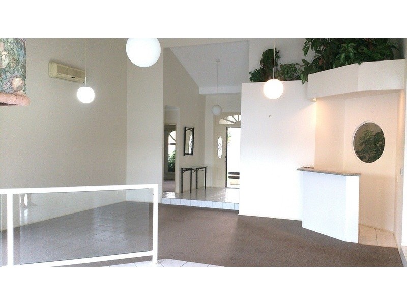 128 Port Jackson  Boulevard, Clear Island Waters QLD 4226