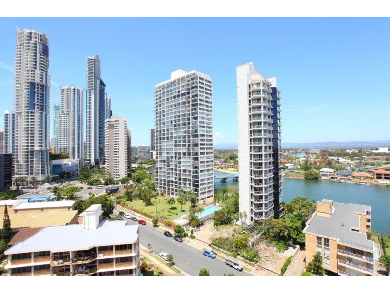 19 Riverview Parade, Surfers Paradise QLD 4217