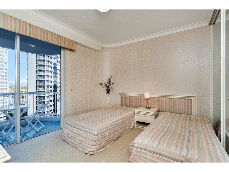 40/19 Riverview Parade, Surfers Paradise QLD 4217