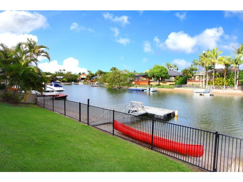 30 Conifer Crescent, Broadbeach Waters QLD 4218