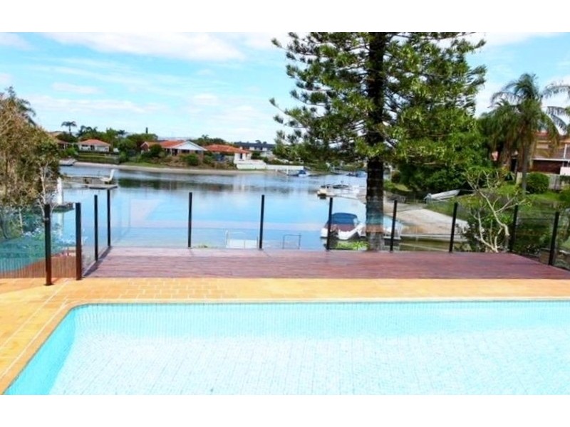 14 Forster Avenue, Sorrento QLD 4217