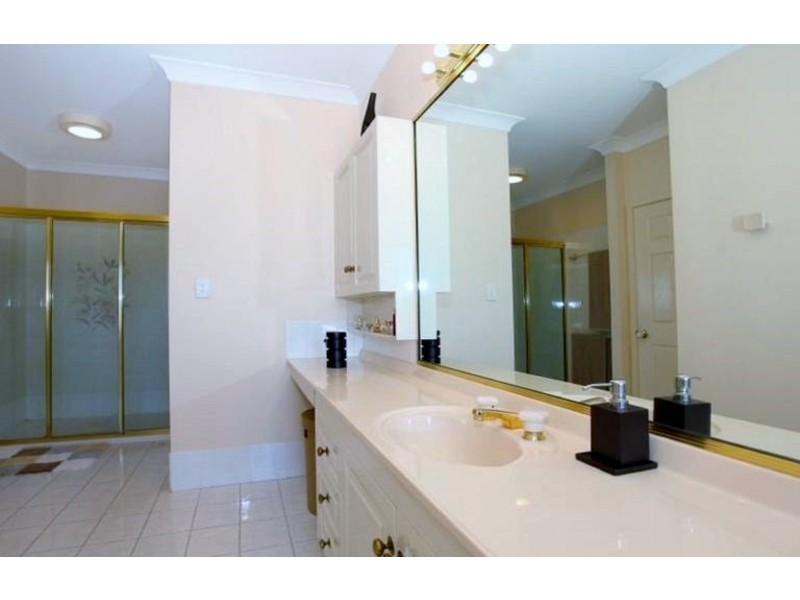 14 Forster Avenue, Sorrento QLD 4217