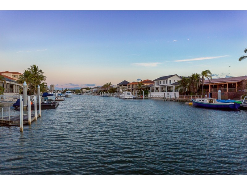 12 Buccaneer Court, Paradise Waters QLD 4217