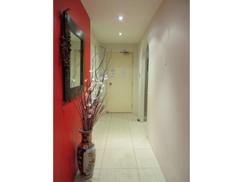 33 Thornton Street, Surfers Paradise QLD 4217