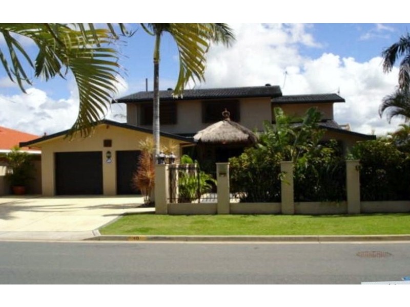 10 Cedar Place, Broadbeach Waters QLD 4218