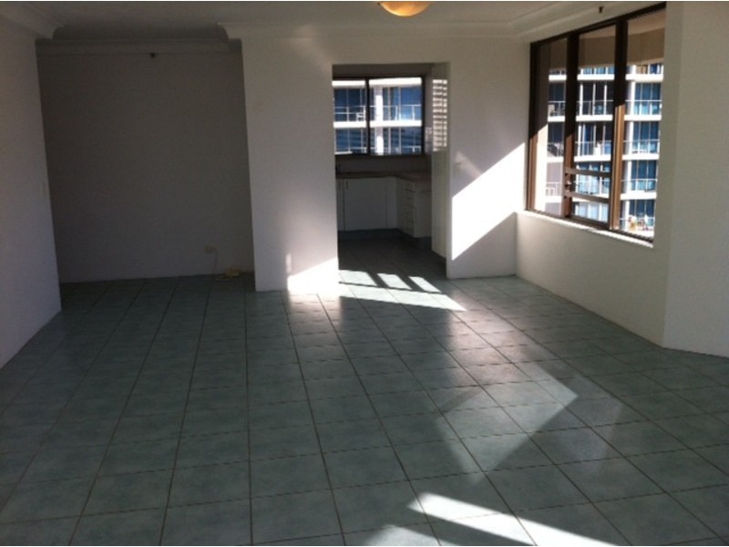 5 Enderley Avenue, Surfers Paradise QLD 4217