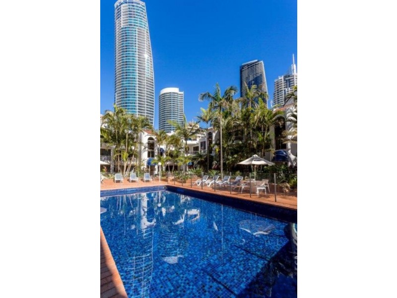 St Tropez/31 Orchid Avenue, Surfers Paradise QLD 4217