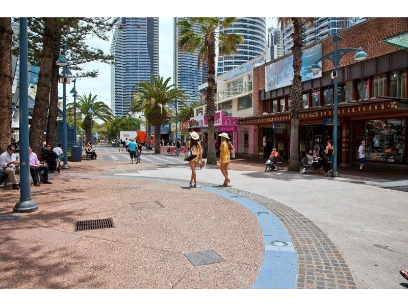 St Tropez/31 Orchid Avenue, Surfers Paradise QLD 4217